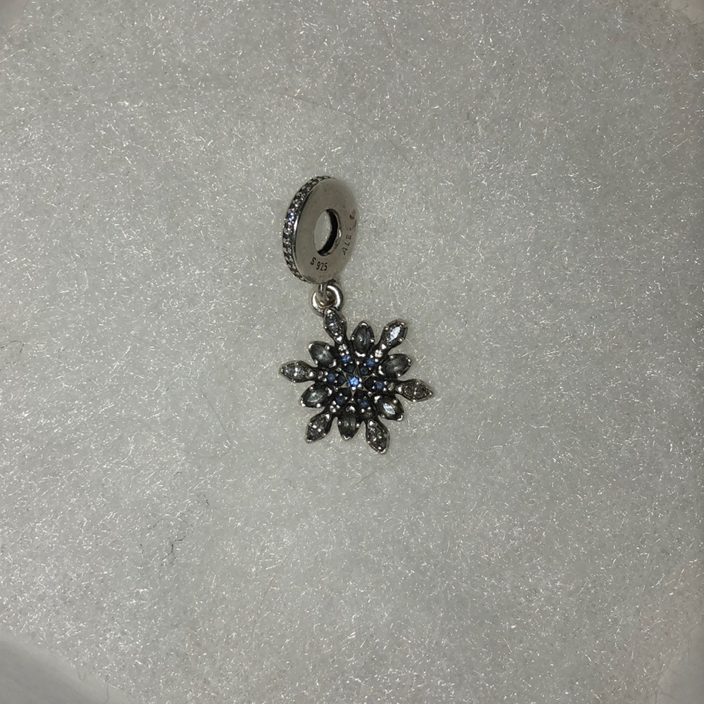 Pandora Snowflake Charm